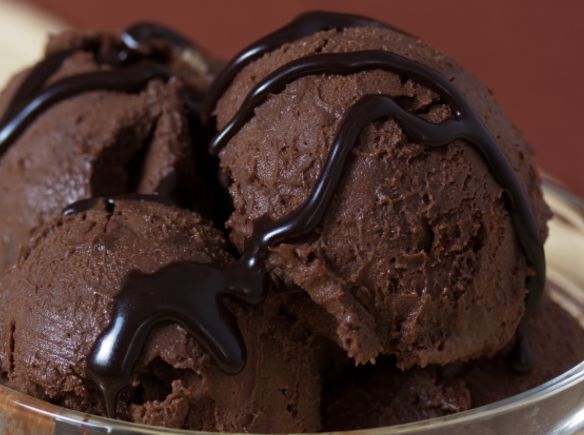 HELADOS CON SIROPE
