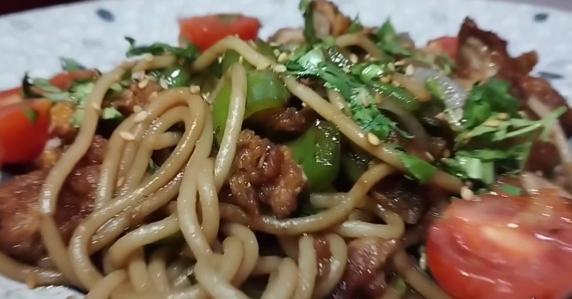 NOODLE CHICKEN